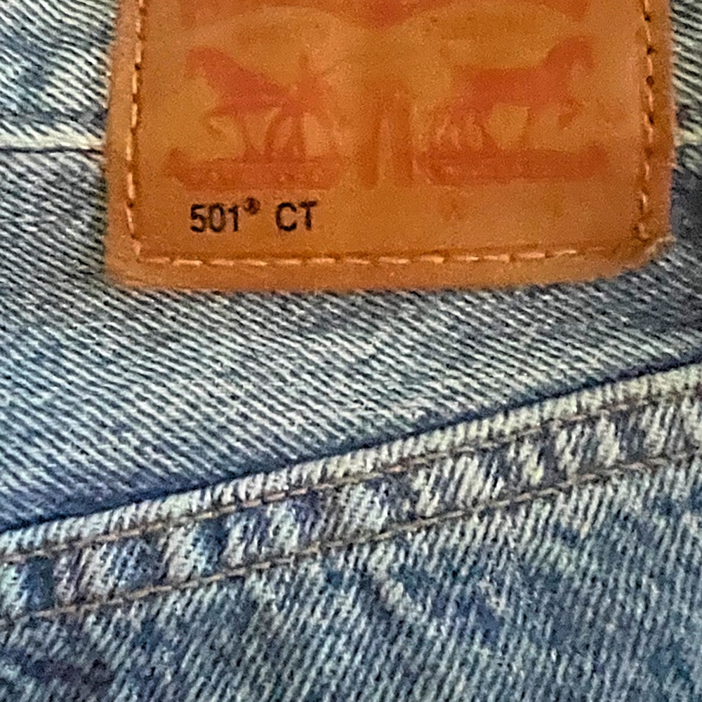 Levi’s patch jeans. Size 1-2 - Picture 4 of 4